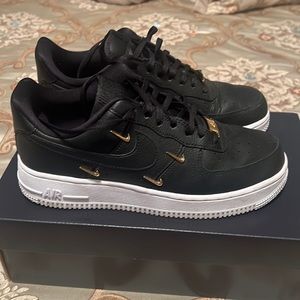 Womens AF1 size 7.5